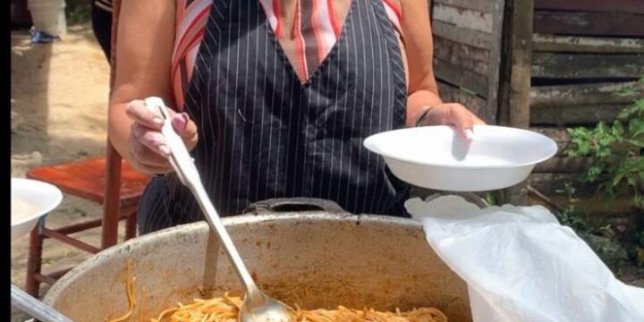 Comida para las trabajadoras, restaurando una vivienda