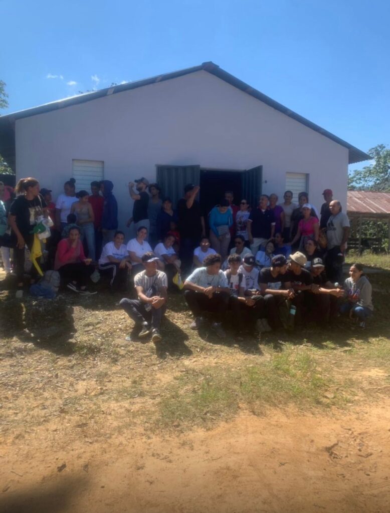 Oración y peregrinación con los jóvenes